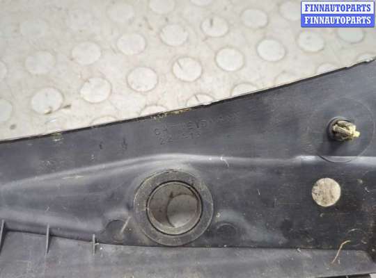 купить Жабо под дворники (дождевик) на Mercedes S W140 1991-1999