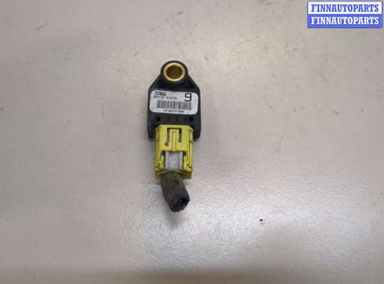 купить Датчик удара на Toyota Camry V40 2006-2011