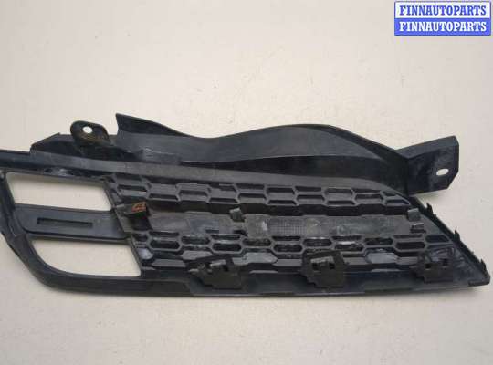 купить Решетка радиатора на Nissan Micra K12E 2002-2010