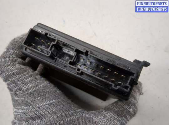 купить Блок управления доводчика багажной двери на Mercedes ML W164 2005-2011
