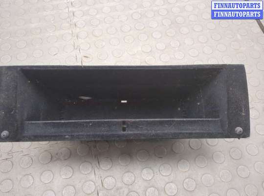 Бардачок (вещевой ящик) на Land Rover Discovery IV