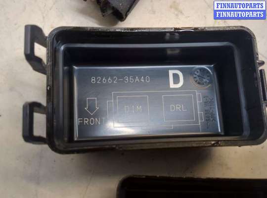 купить Блок предохранителей на Toyota FJ Cruiser