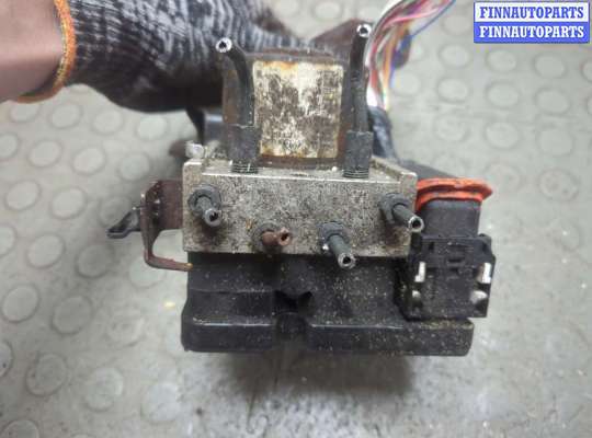 купить Блок АБС, насос (ABS, ESP, ASR) на Toyota Yaris 2005-2011