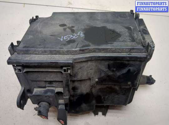 купить Блок предохранителей на Renault Trafic 2014-2025