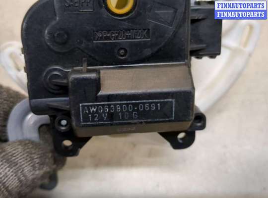 купить Электропривод заслонки отопителя на Subaru Tribeca (B9) 2004-2014