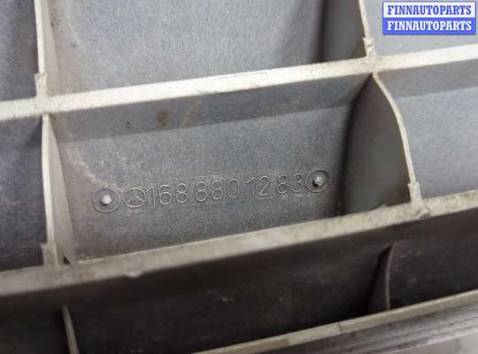 купить Решетка радиатора на Mercedes A W168 1997-2004