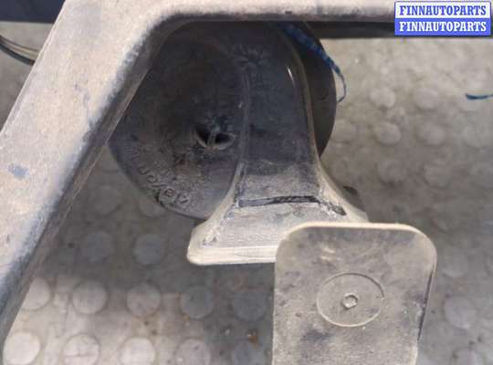 купить Рамка капота на Renault Scenic 2003-2009