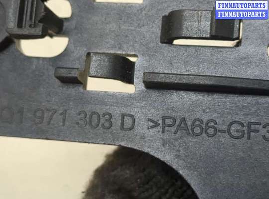 купить Кронштейн блока управления на Volkswagen Golf 7 2012-2020