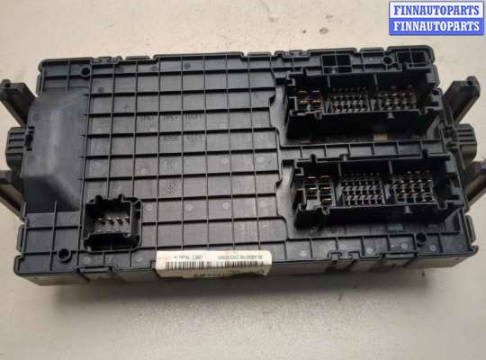 купить Блок предохранителей на Hummer H3