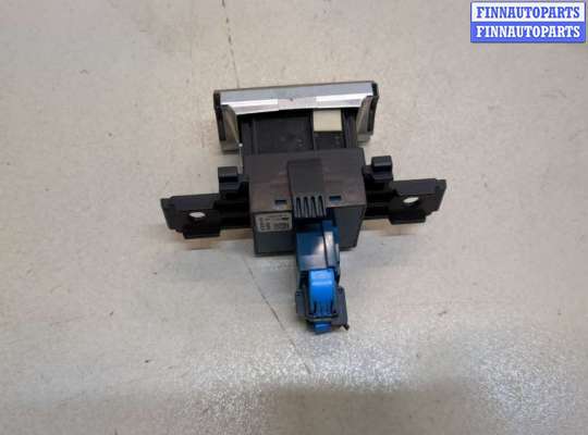 купить Кнопка стояночного тормоза (ручника) на Citroen C4 Grand Picasso 2013-2018