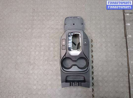 Купить Пластик центральной консоли на Hyundai Santa Fe 2012-2018 Пластик центральной консоли HN573335 на Hyundai Santa Fe 2012-2018