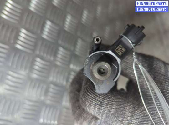 Форсунка топливная DGQ1492 на Chrysler Voyager 2007-2010