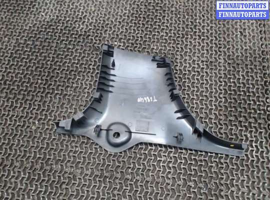 купить Обшивка центральной стойки на Mercedes CLA C117 2013-2019