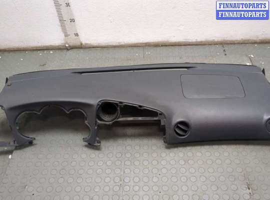 Панель передняя салона (торпедо) TT910336 на Toyota Matrix 2002-2008