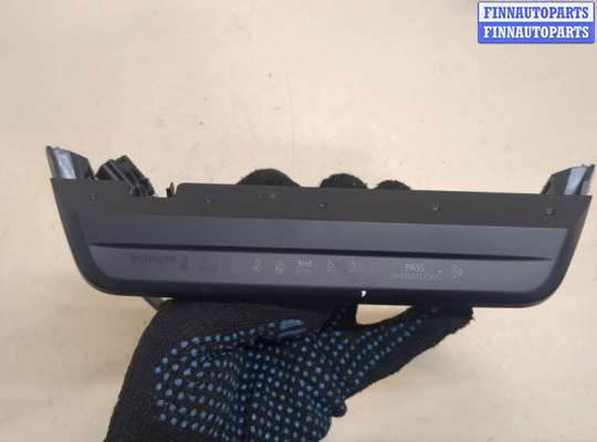 купить Дисплей компьютера (информационный) на Mazda 3 (BP) 2019-2025