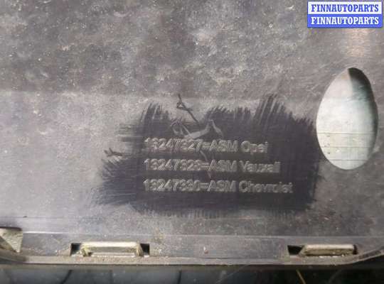 купить Решетка радиатора на Opel Zafira B 2005-2014