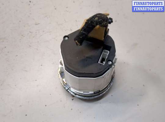 купить Кнопка включения полного привода на Volkswagen Touareg 2002-2007