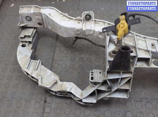 купить Рамка передняя (телевизор) на Ford Escape 2015-2019