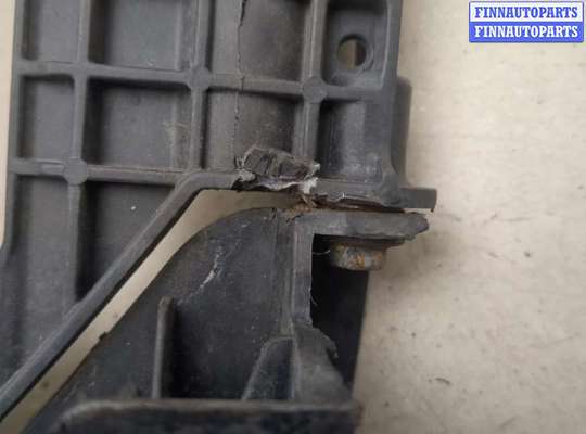 купить Кронштейн фары на Volkswagen Golf 6 2008-2012