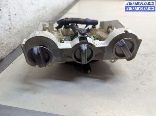 Переключатель отопителя (печки) MZ650376 на Ford Ranger 2006-2012