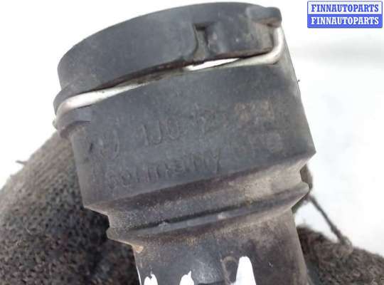 купить Патрубок охлаждения на Volkswagen Golf 4 1997-2005