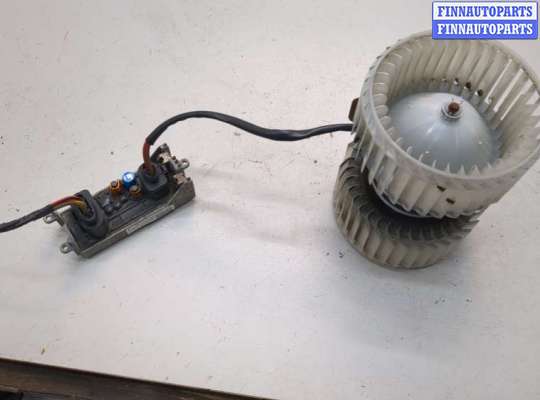 Сопротивление отопителя (моторчика печки) AU1744362 на Audi A8 (D3) 2002-2010