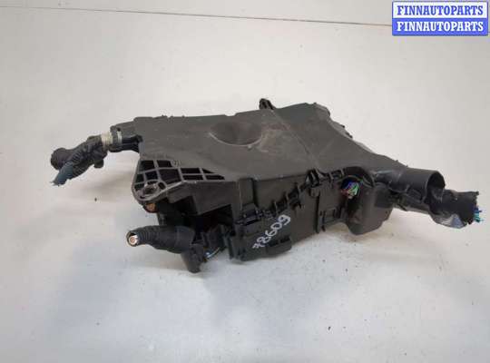 купить Блок предохранителей на Toyota Auris E18 2012-2018