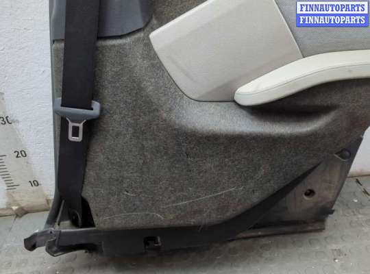 Ремень безопасности на BMW i3 (I01)