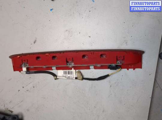 купить Фонарь дополнительный (стоп-сигнал) на Volkswagen Touran 2010-2015