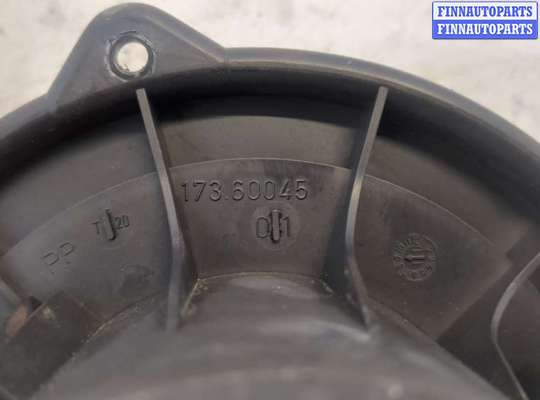 купить Двигатель отопителя (моторчик печки) на Land Rover Discovery 3 2004-2009