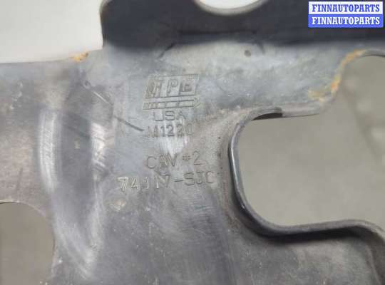 купить Накладка замка капота на Honda Ridgeline 2005-2014