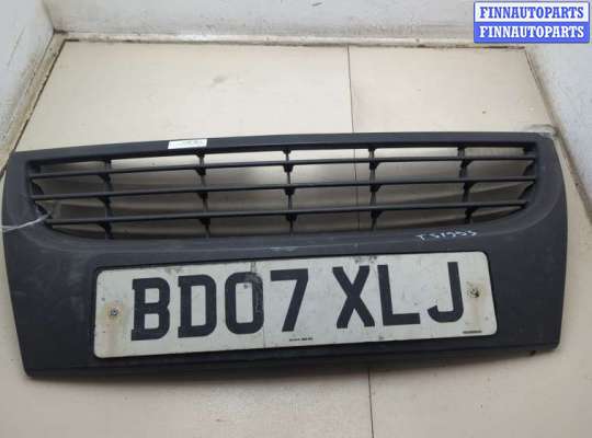 купить Решетка радиатора на Volkswagen Touran 2006-2010