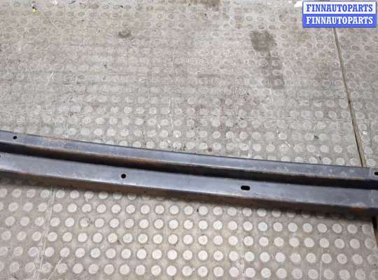 купить Усилитель бампера на Pontiac Vibe 1 2002-2008