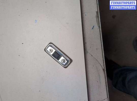 купить Кнопка открывания багажника с крышки на Skoda Yeti 2009-2018