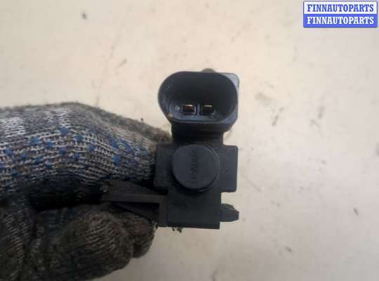 купить Клапан воздушный (электромагнитный) на Audi A8 (D3) 2002-2010