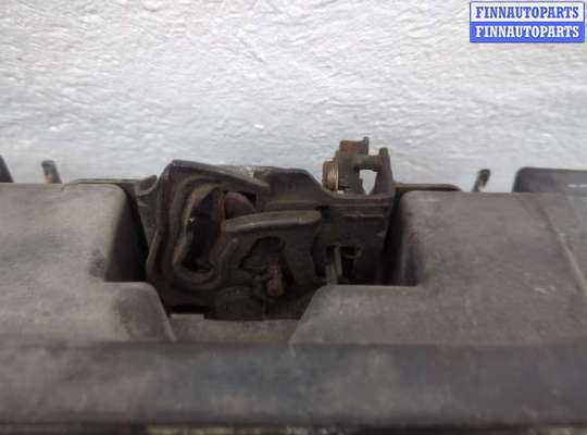 купить Рамка передняя (телевизор) на Volkswagen Golf 4 1997-2006