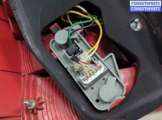 купить Фонарь (задний) на Toyota Yaris 2005-2011