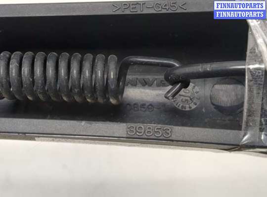 купить Щеткодержатель на Infiniti QX56 2004-2010
