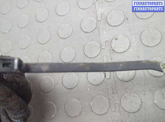 купить Щеткодержатель на Nissan Almera N15 1995-2000