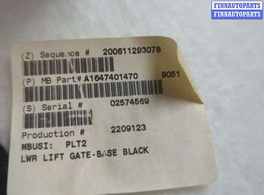 купить Обшивка крышки (двери) багажника на Mercedes ML W164 2005-2011