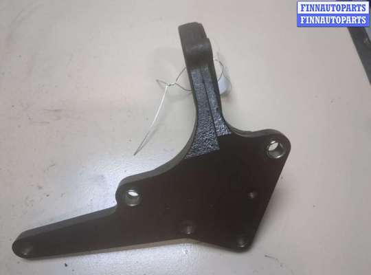 купить Кронштейн полуоси на Nissan X-Trail (T30) 2001-2007