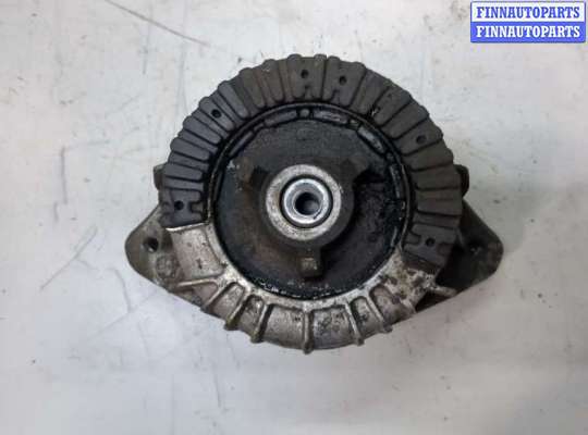 Подушка крепления двигателя MB1465368 на Mercedes C W204 2007-2013