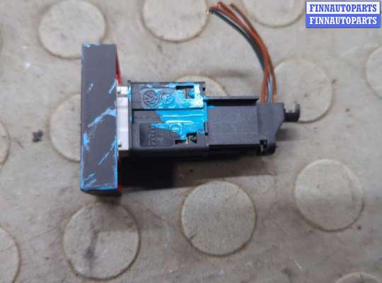 купить Кнопка аварийки на Volkswagen Tiguan 2011-2018