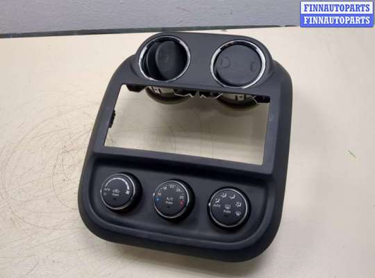 купить Переключатель отопителя (печки) на Jeep Compass 2011-2016