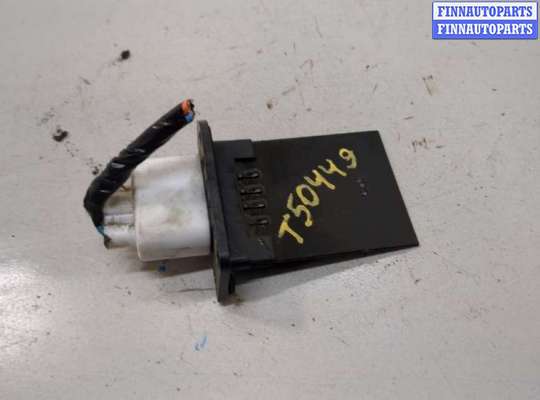 купить Сопротивление отопителя (моторчика печки) на Nissan Pathfinder 2004-2014