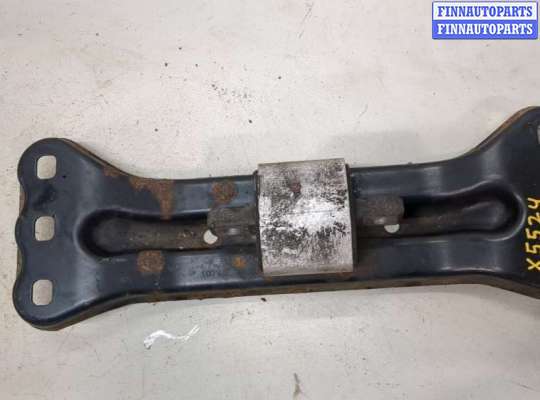 Подушка крепления КПП MB1394852 на Mercedes C W204 2007-2013