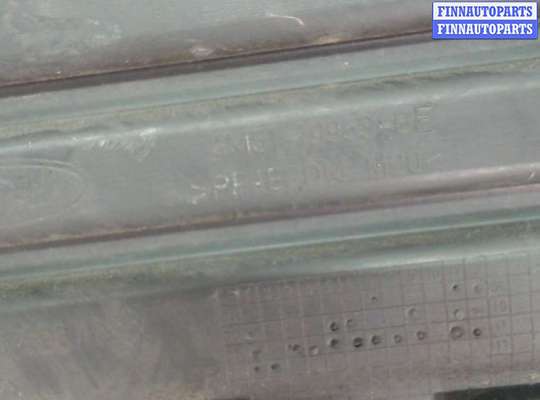 купить Заглушка (решётка) бампера на Ford Focus 2 2005-2008