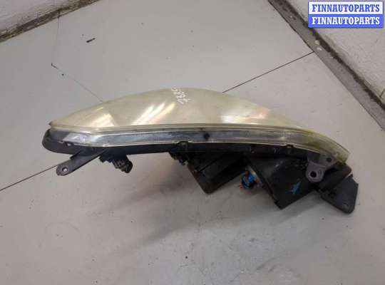 купить Фара (передняя) на Toyota Corolla Verso 2004-2009