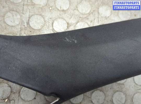 купить Обшивка стойки на Volkswagen Touareg 2014-2018