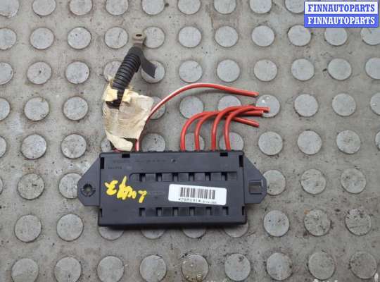 Блок предохранителей VL560428 на Volvo XC90 2002-2014